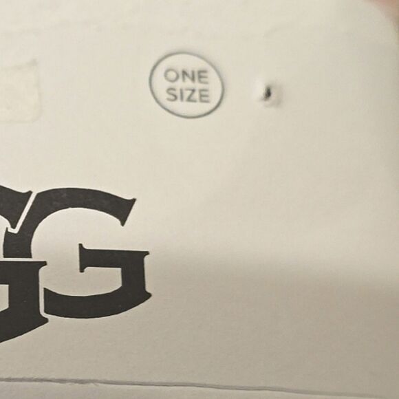 Ugg Leslie Graphic Crew Sock- Soft Kiss Leopord - Picture 6 of 6